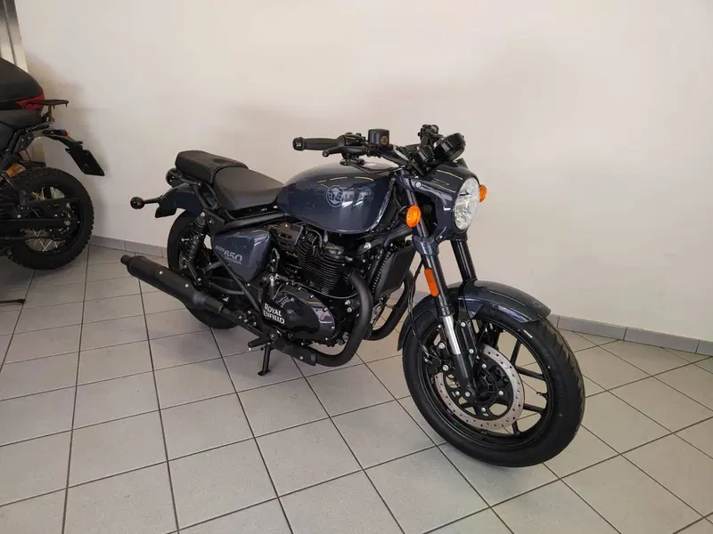 Royal Enfield Shotgun 650 (2024 - 26) (11)