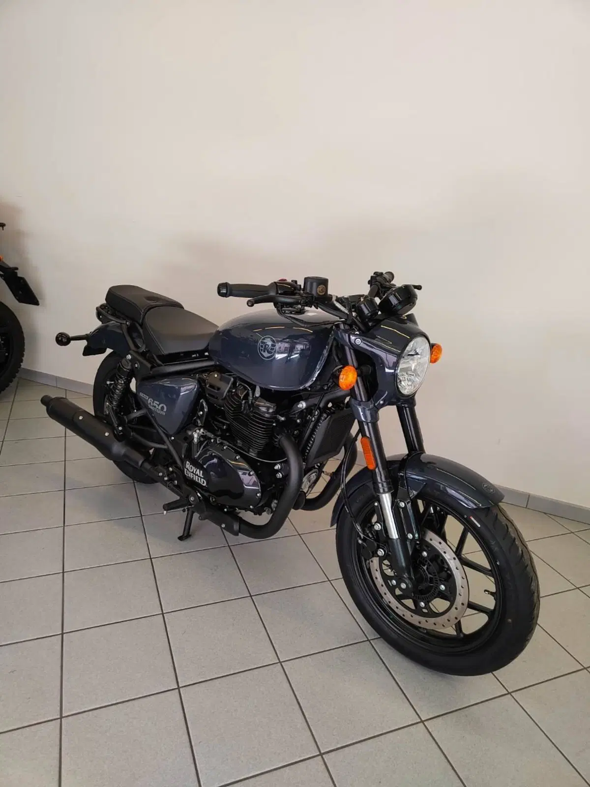 Royal Enfield Shotgun 650 (2024 - 26) (12)