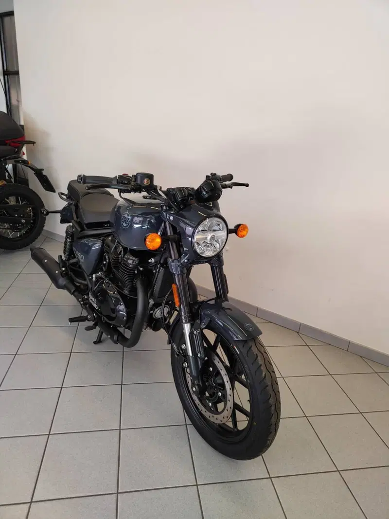 Royal Enfield Shotgun 650 (2024 - 26) (13)