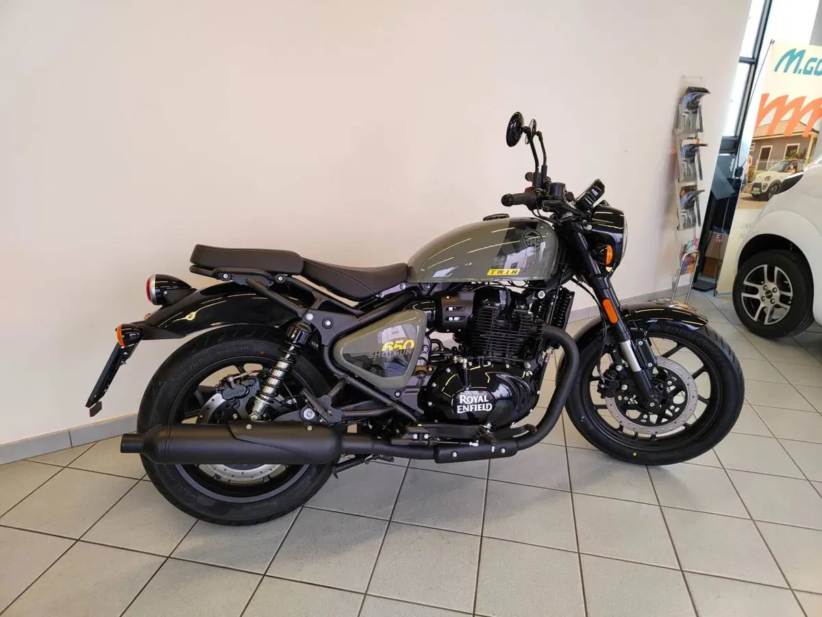 Royal Enfield Shotgun 650 (2024 - 26) (7)
