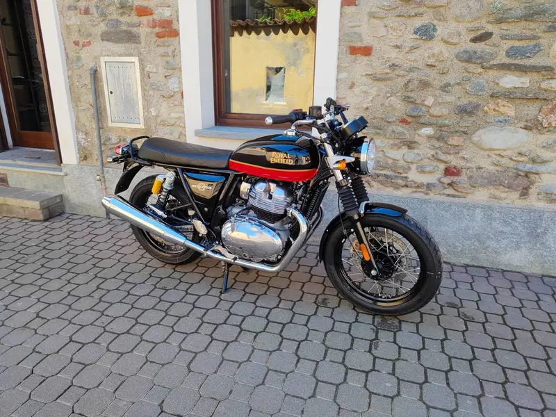 Royal Enfield Interceptor 650 (2021 - 26) (8)
