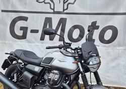 Moto Guzzi V7 Stone (2021 - 24) nuova