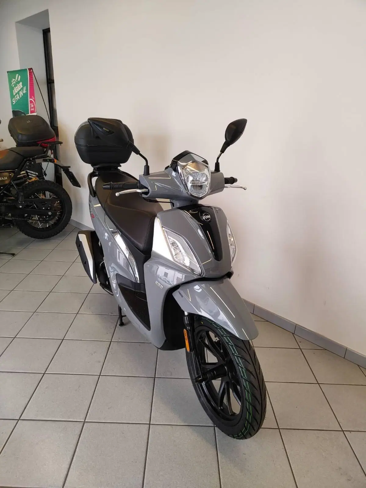 Sym Symphony 200 ST (2025 - 26) (3)