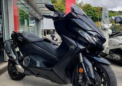 Yamaha T-Max 530 (2017 - 19) usata