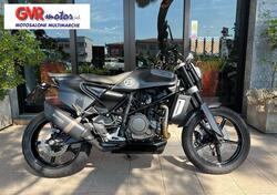 Husqvarna Svartpilen 701 (2020) usata