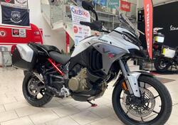 Ducati Multistrada V4 S (2025) nuova