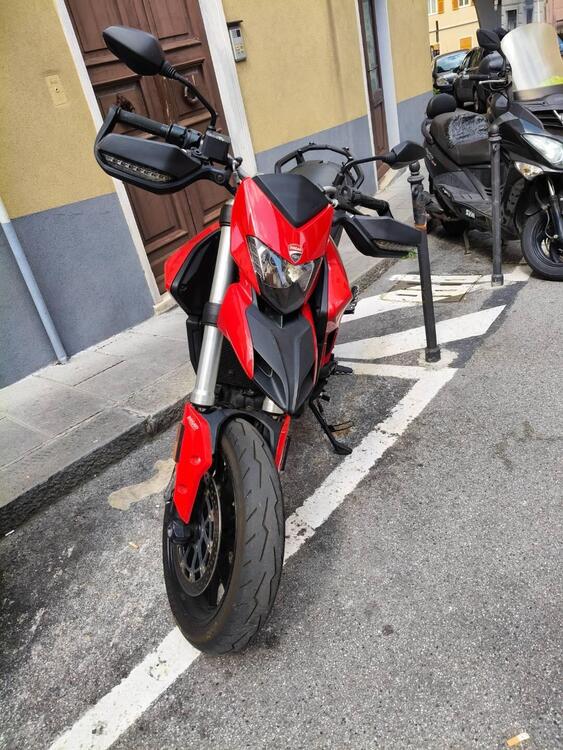 Ducati Hyperstrada 939 (2016 - 18) (3)