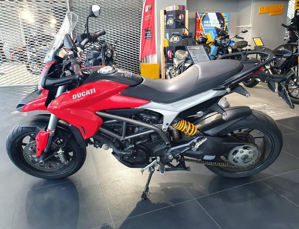 Ducati Hyperstrada 821 (2013 - 15) (4)