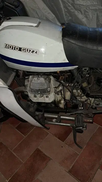 Moto Guzzi V 65 (1985 - 86) usata