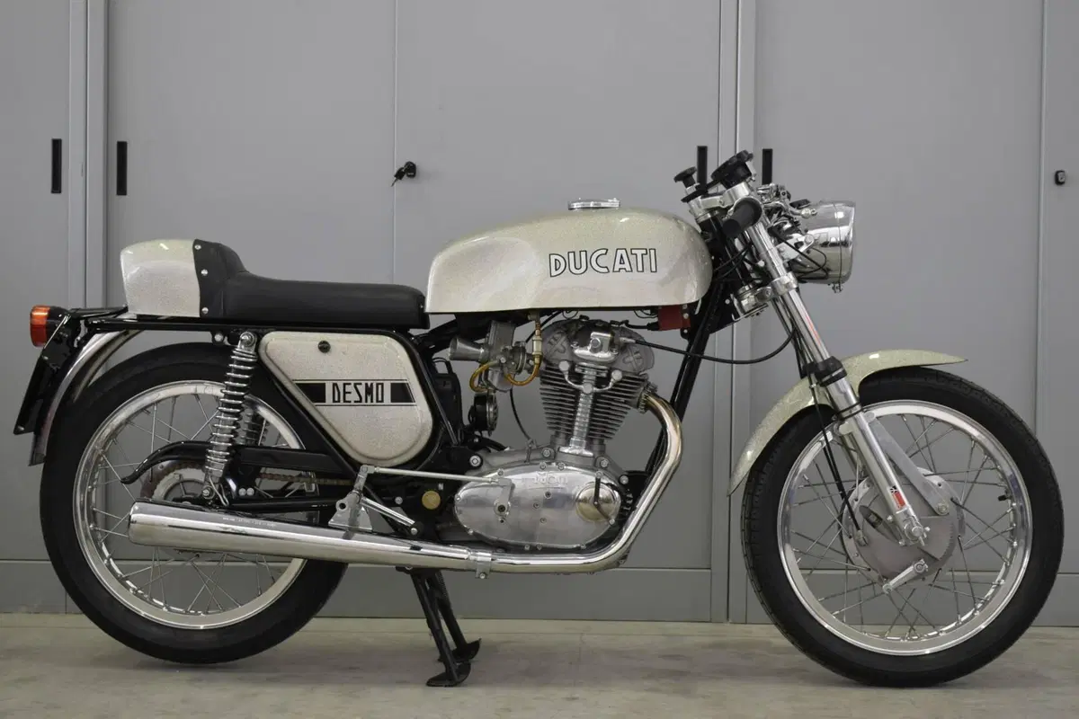 Ducati Mark 3 350 Desmo
