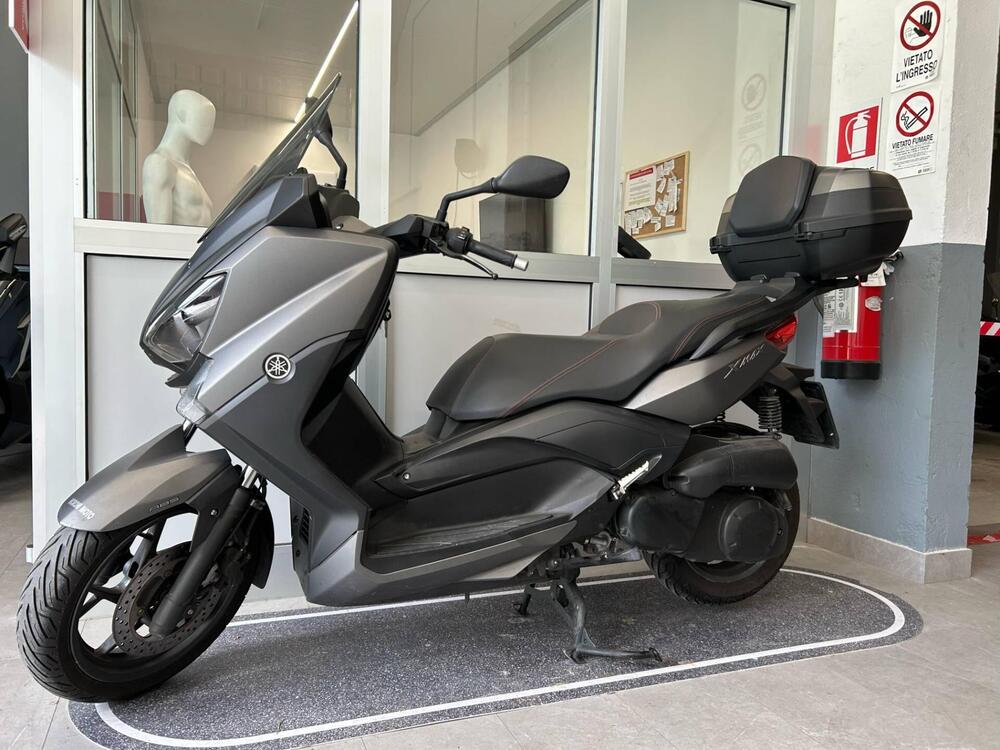 Yamaha X-Max 250 (2014 - 16) (2)
