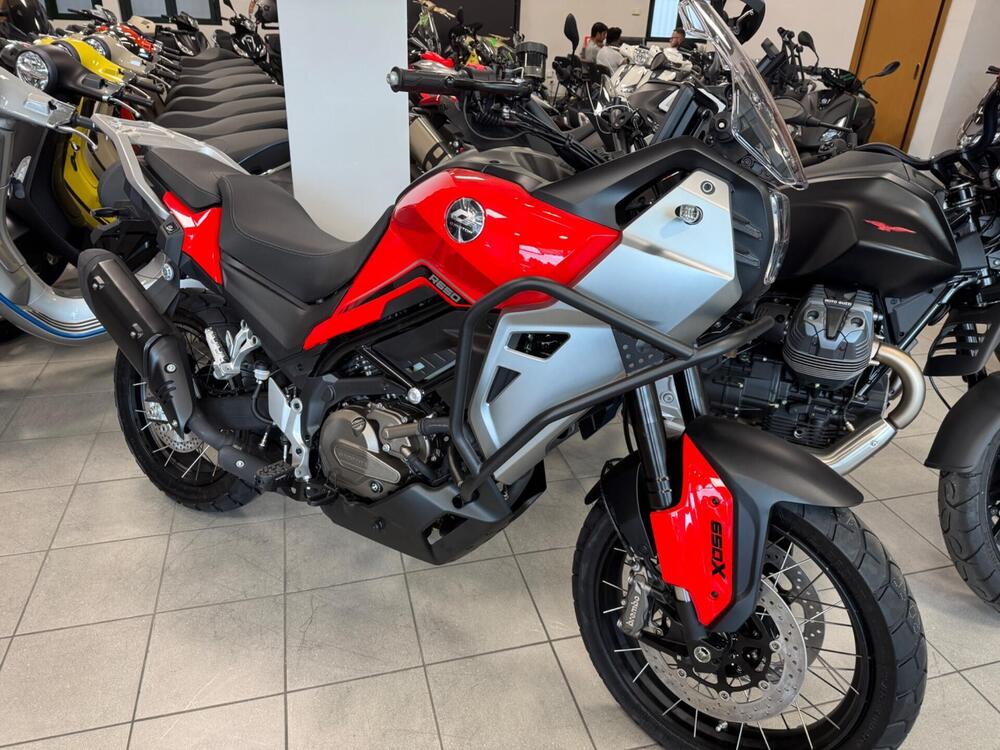 QJ Motor SVT 650 X (2024 - 25)