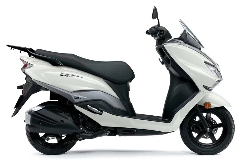 Suzuki Burgman Street 125 Executive (2023 - 26) (2)