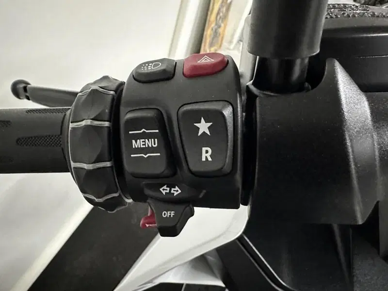 Bmw CE 04 (2021 - 25) (4)