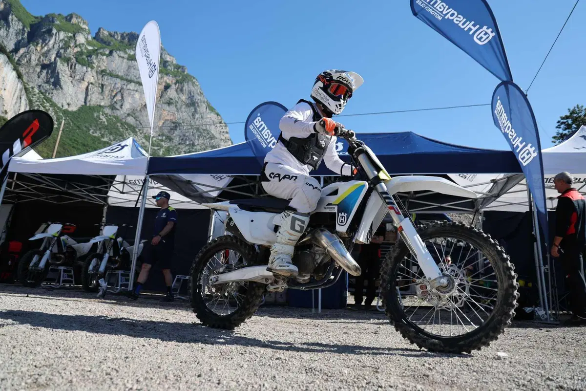 Husqvarna a Ridin’ Smoke 2025: la festa dedicata ai 2 tempi! (7)
