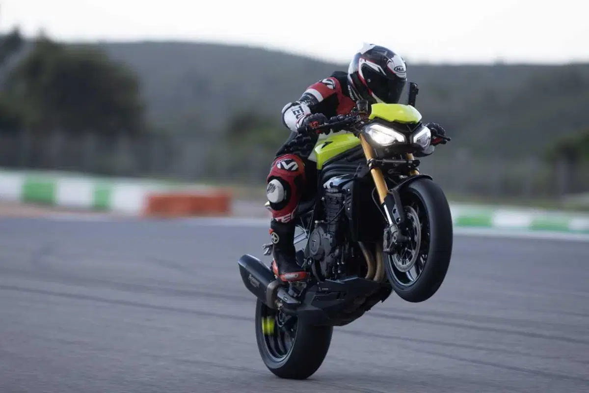 Triumph Speed Triple 1200 RX: test esclusivo. Pro e contro [VIDEO E GALLERY] (24)