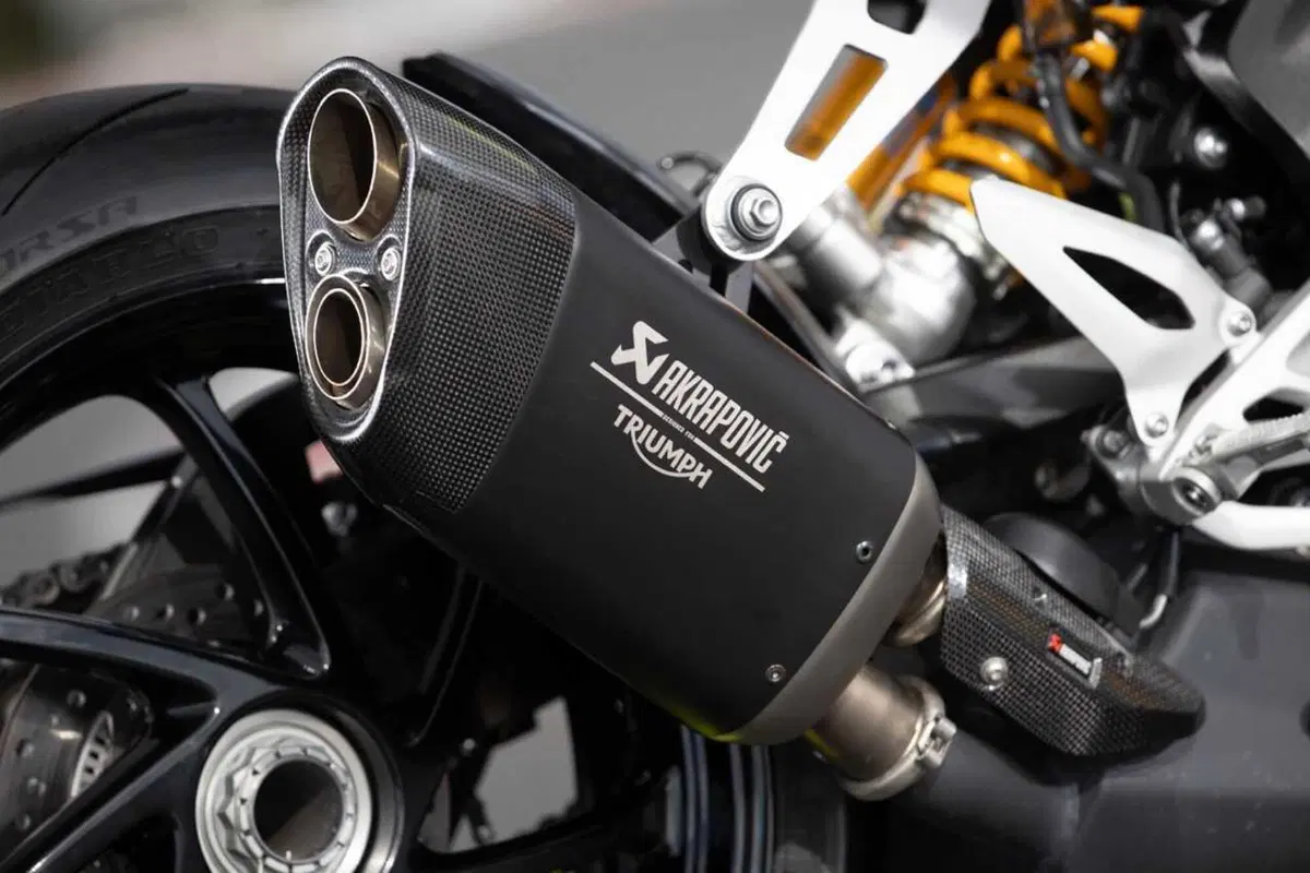 Triumph Speed Triple 1200 RX: test esclusivo. Pro e contro [VIDEO E GALLERY] (40)