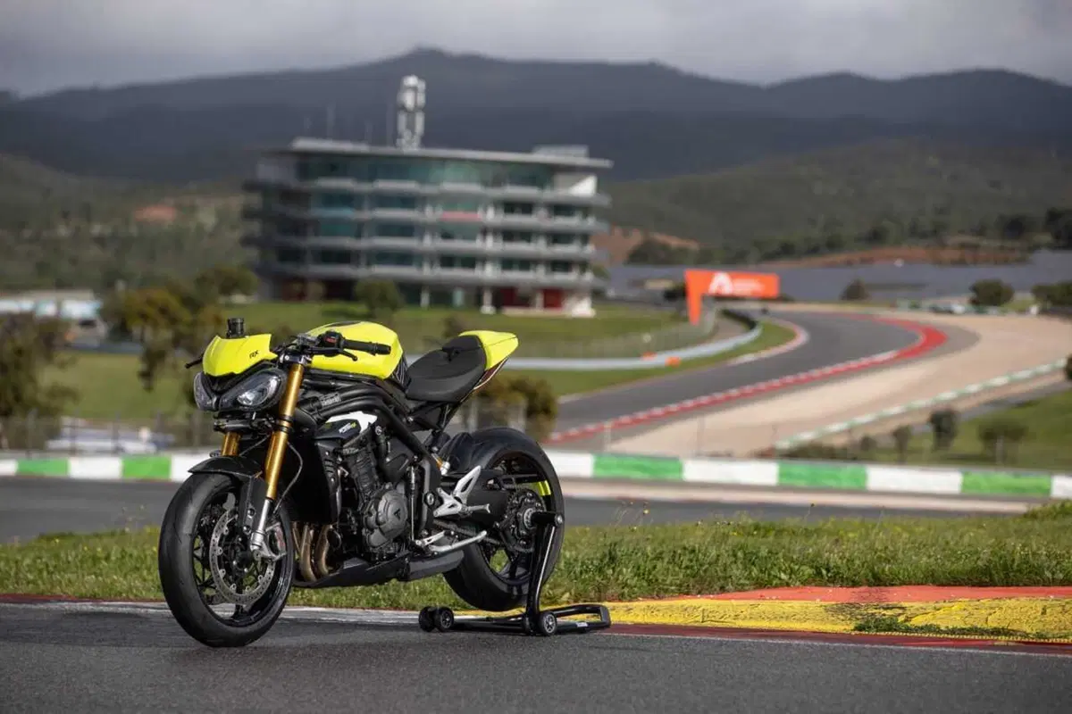 Triumph Speed Triple 1200 RX: test esclusivo. Pro e contro [VIDEO E GALLERY] (92)