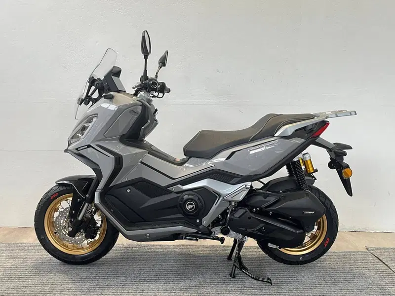 Keeway Motor XDV 125 EVO PRO (2025 - 26) (2)