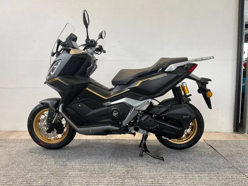 Keeway Motor XDV 125 EVO PRO (2025 - 26) (2)