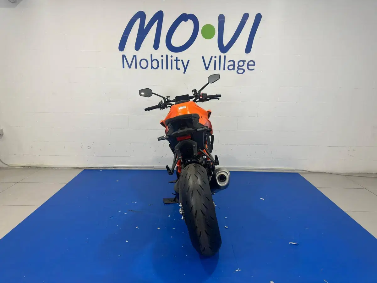 KTM 1390 Super Duke R (2024 - 26) (3)