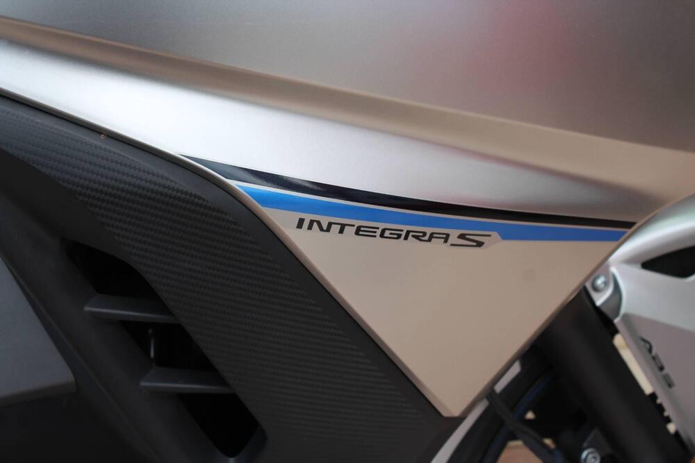 Honda Integra 750 DCT (2016 - 17) (5)