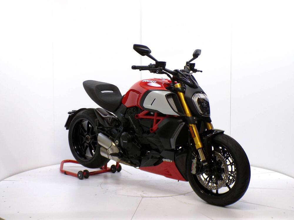 Ducati Diavel 1260 S (2021 - 22) (2)
