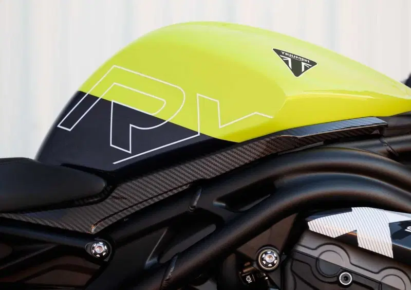 Triumph Speed Triple 1200 Speed Triple 1200 RX (2025 - 26) (11)