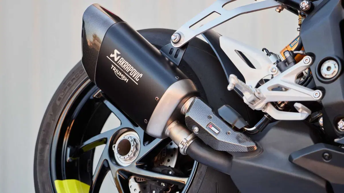 Triumph Speed Triple 1200 Speed Triple 1200 RX (2025 - 26) (14)