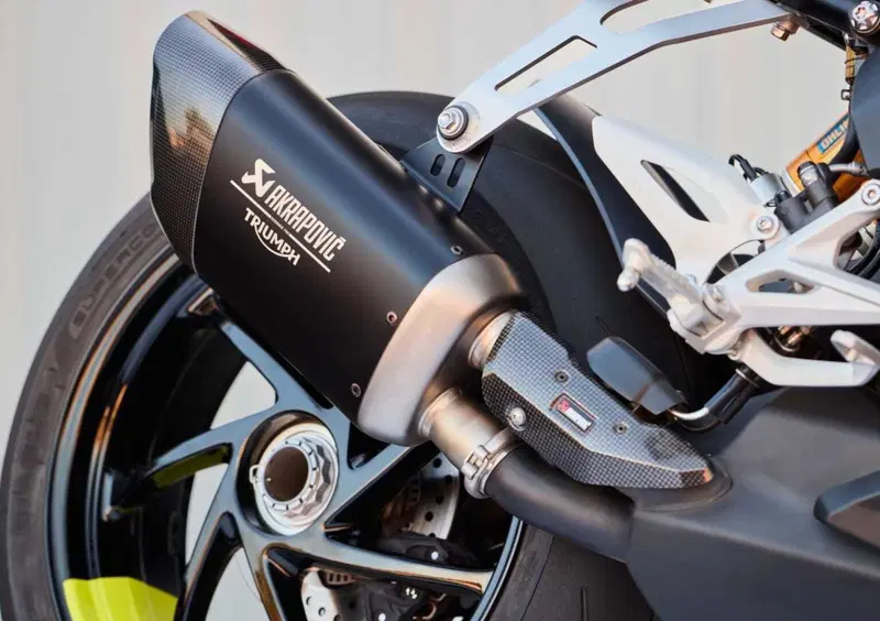 Triumph Speed Triple 1200 Speed Triple 1200 RX (2025 - 26) (14)