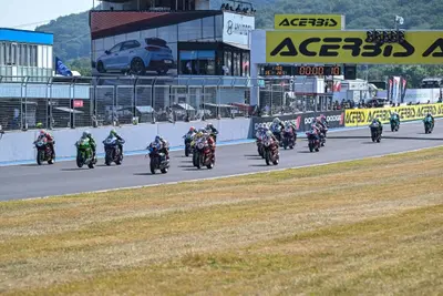 SBK 2025. GP della Repubblica Ceca. Toprak riuscir&agrave; a battere Bulega nella pista amica di Most?