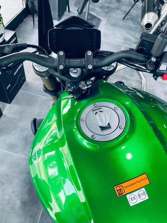 Benelli 752 S (2022 - 25) (2)