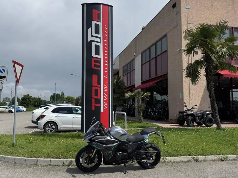 Benelli Tornado 550 (2025 - 26) (3)