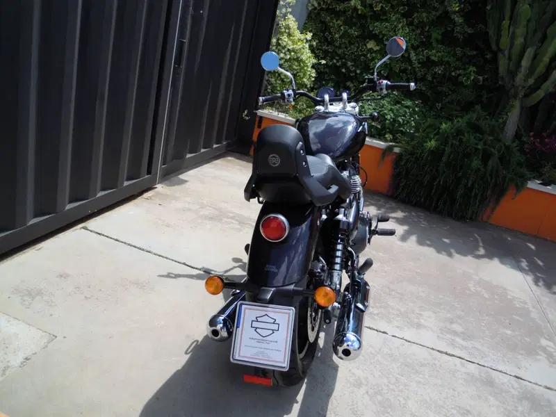 Royal Enfield Super Meteor 650 (2023 - 26) (4)