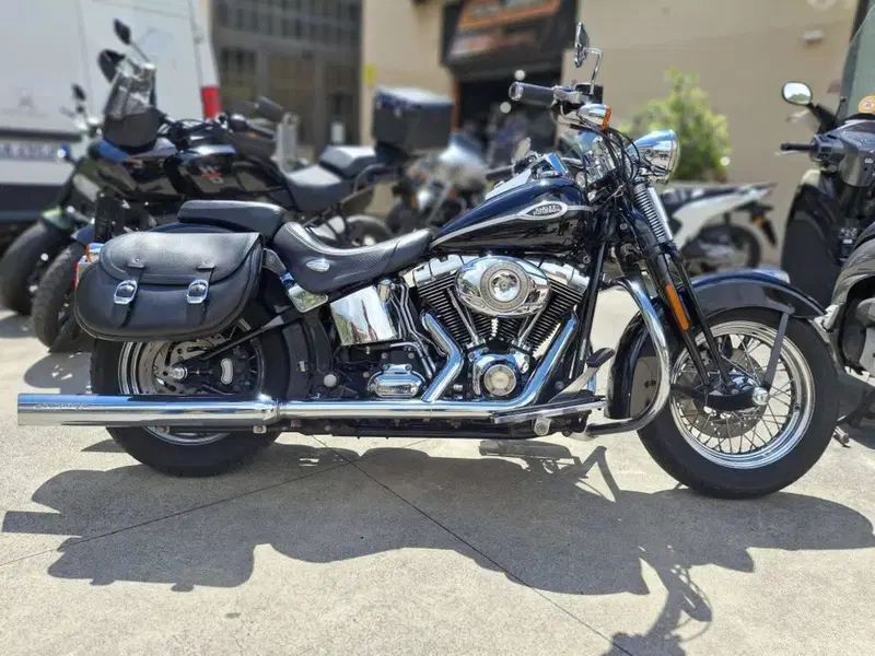 Harley-Davidson 1584 Springer Classic (2006 - 07) - FLSTSC