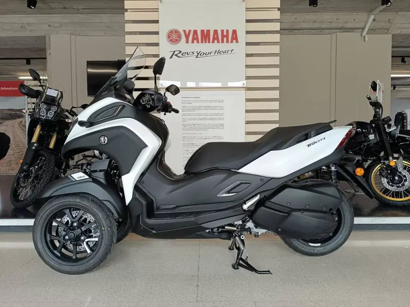 Yamaha Tricity 300 (2025 - 26)