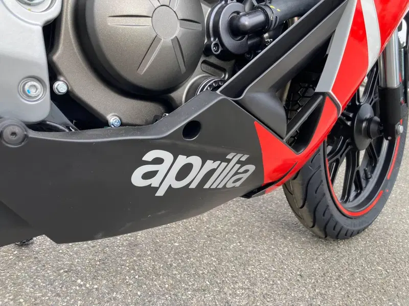 Aprilia RS 125 (2025 - 26) (11)