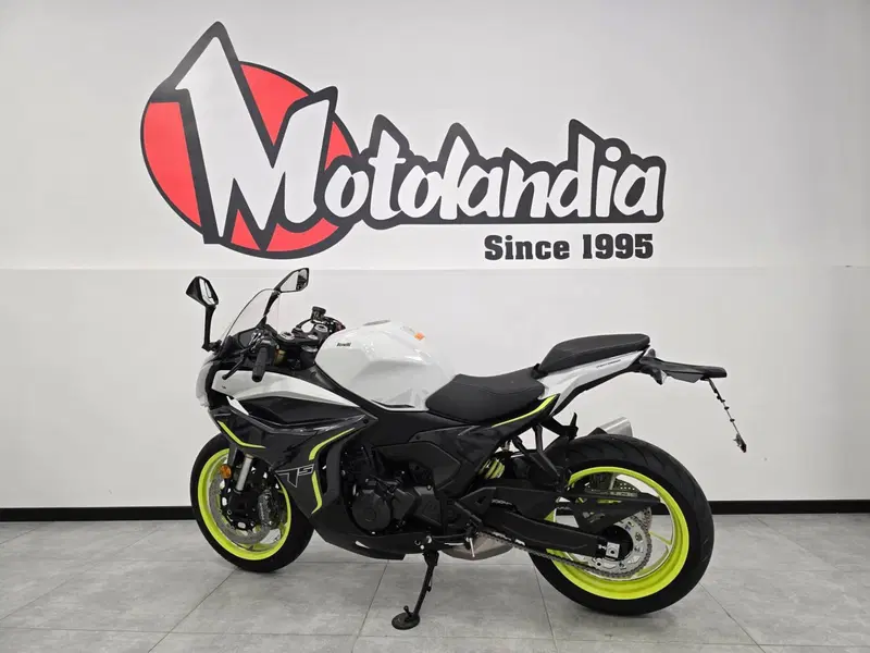 Benelli Tornado 550 (2025 - 26) (4)