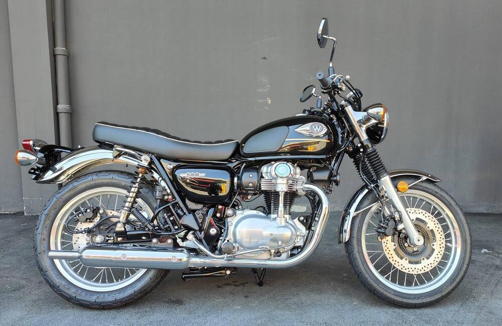 Kawasaki W 800 (2021 - 25) (4)