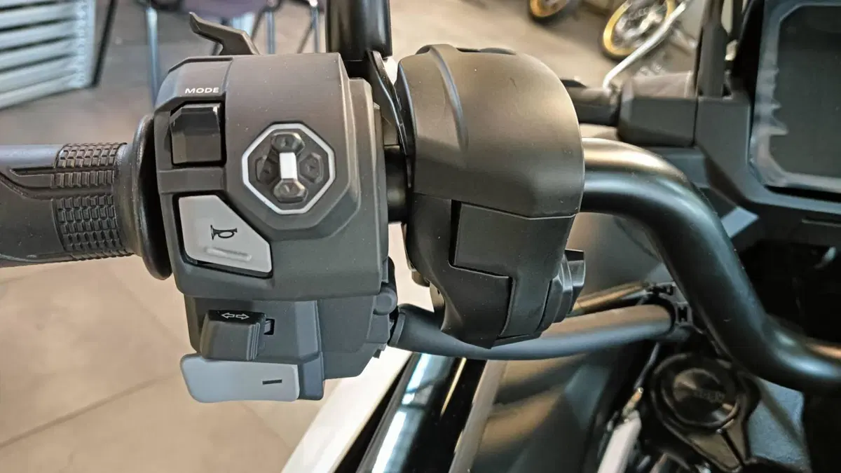 Honda NC 750 X DCT (2025 - 26) (6)