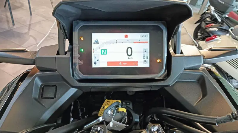 Honda NC 750 X DCT (2025 - 26) (4)