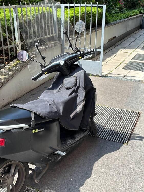Ecooter E2 Sport (2021 - 25) (3)