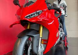 Ducati Panigale V4 S (2025) nuova