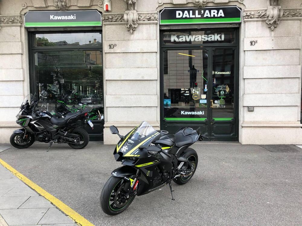 Kawasaki Ninja 1000 ZX-10RR 