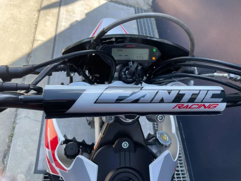 Fantic Motor XMF 125 Performance (2025 - 26) (7)