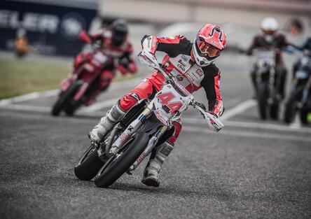 Mondiale Supermoto: weekend sardo da combattente per Vertemati [Gallery]