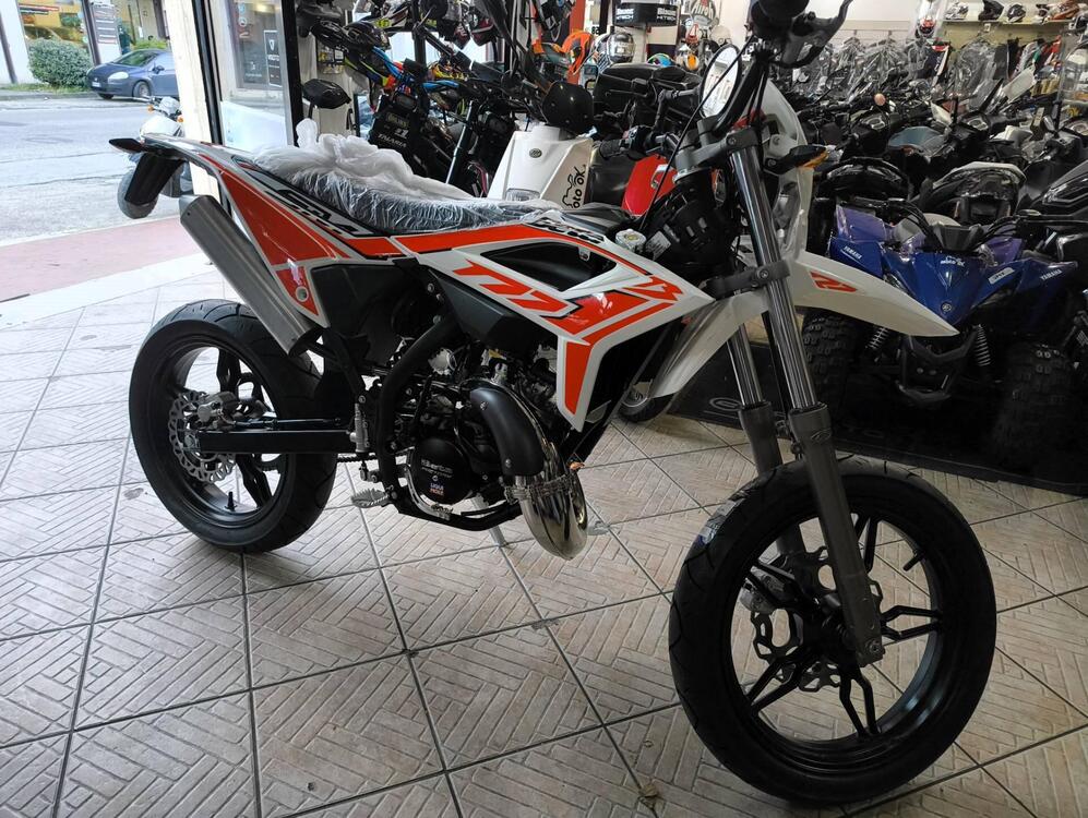 Betamotor RR 50 Motard (2021 - 25) (3)