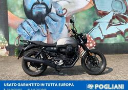 Moto Guzzi V7 Stone (2021 - 24) usata