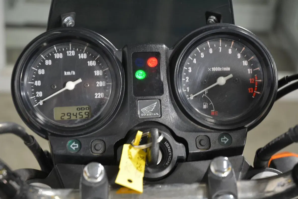 Honda CBF 600 N (2005- 11) (12)