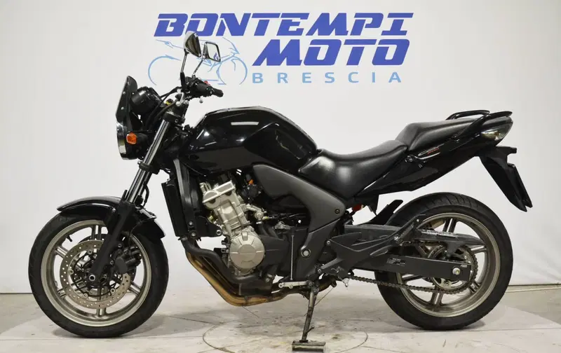 Honda CBF 600 N (2005- 11) (2)